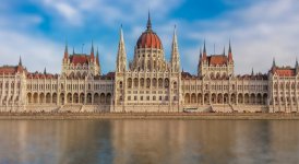 parliament_budapest_must_see.jpg